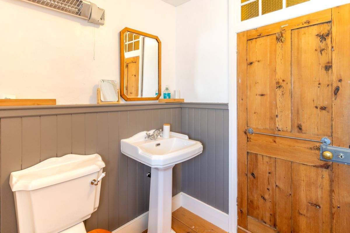 Greystones, listing photograph 8