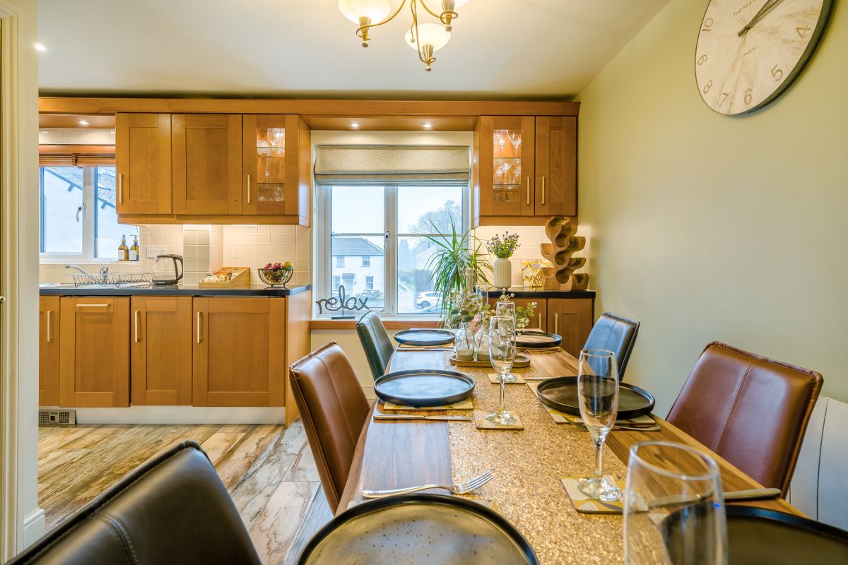 Bowness Retreat - Windermere, listing photograph 2