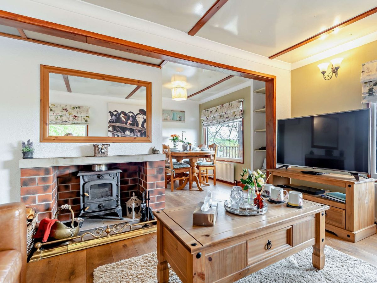 Hillsdale Lodge, listing photograph 3