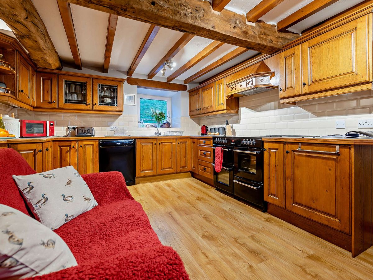 Garth Farmhouse, listing photograph 9