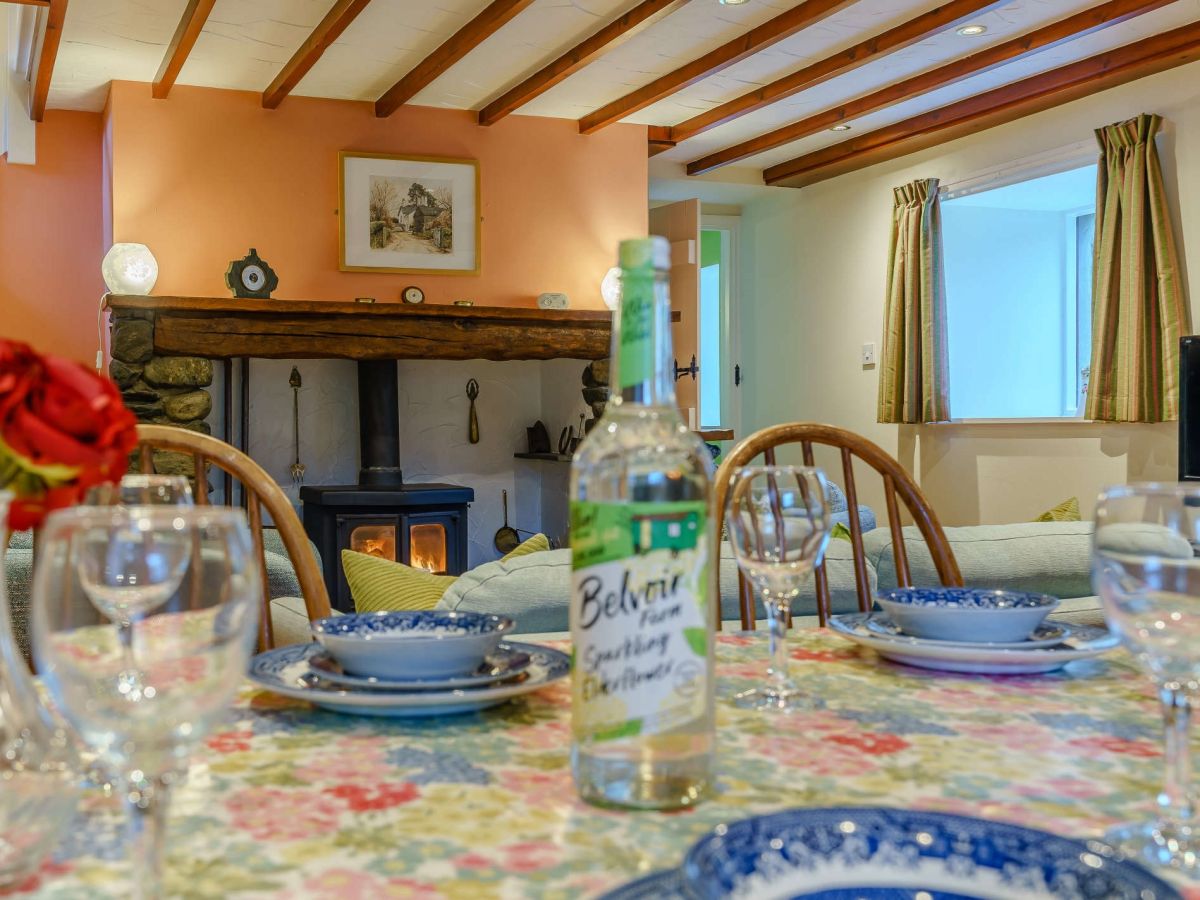 Manor House Cottage, listing photograph 11
