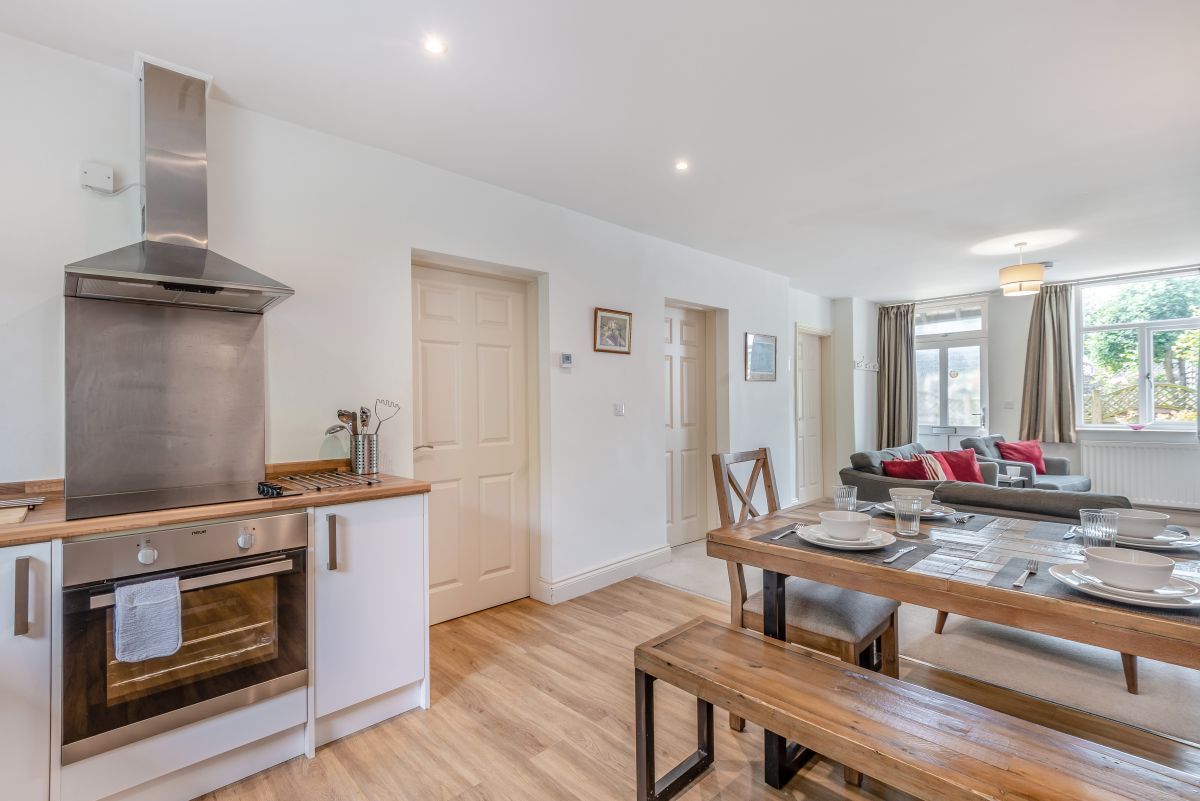 Crooklands House Apartment, listing photograph 8