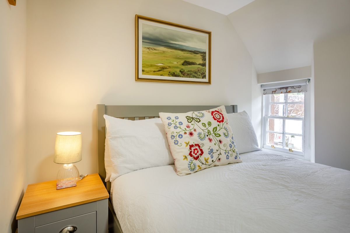 Orchard Cottage, listing photograph 9