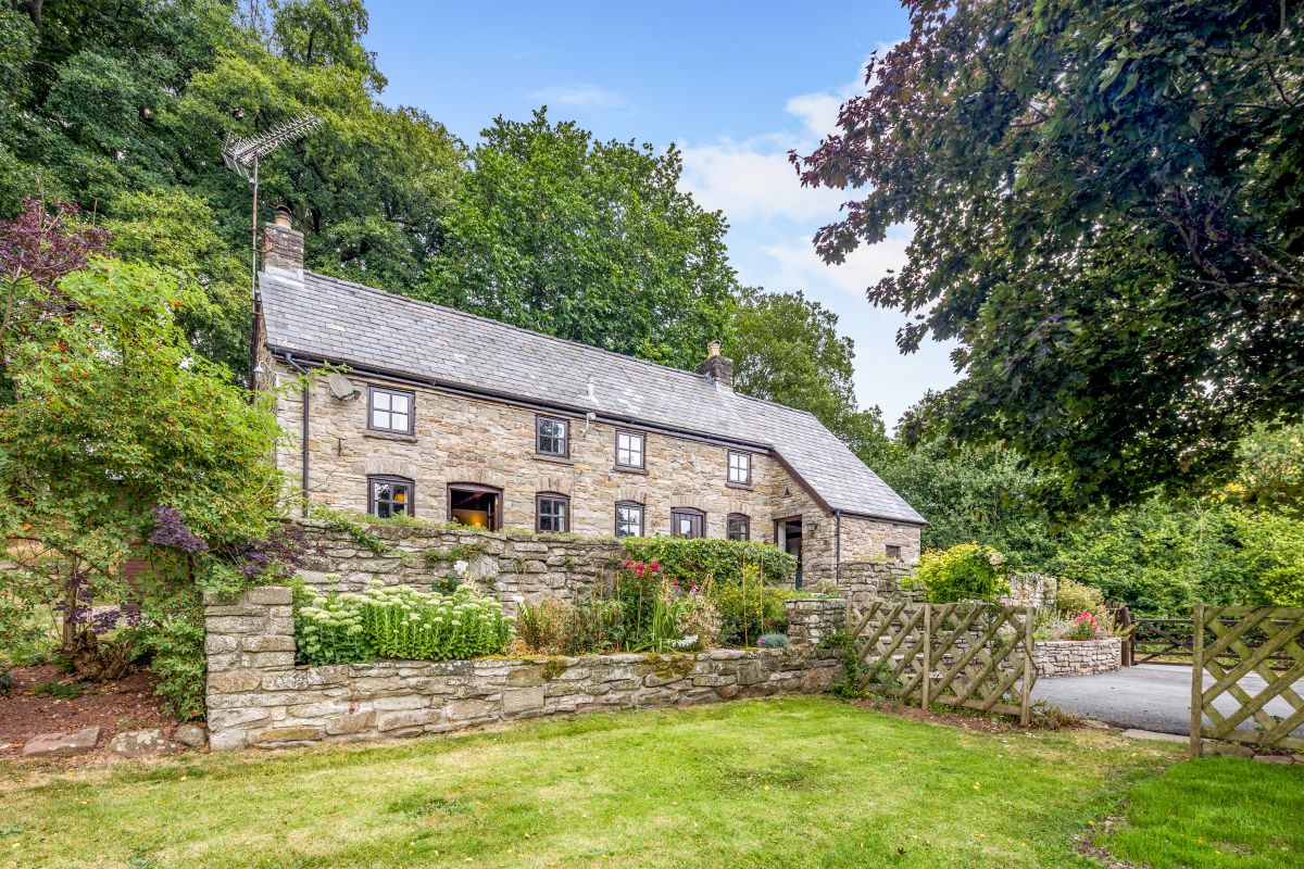 New Cottage - Llandefalle