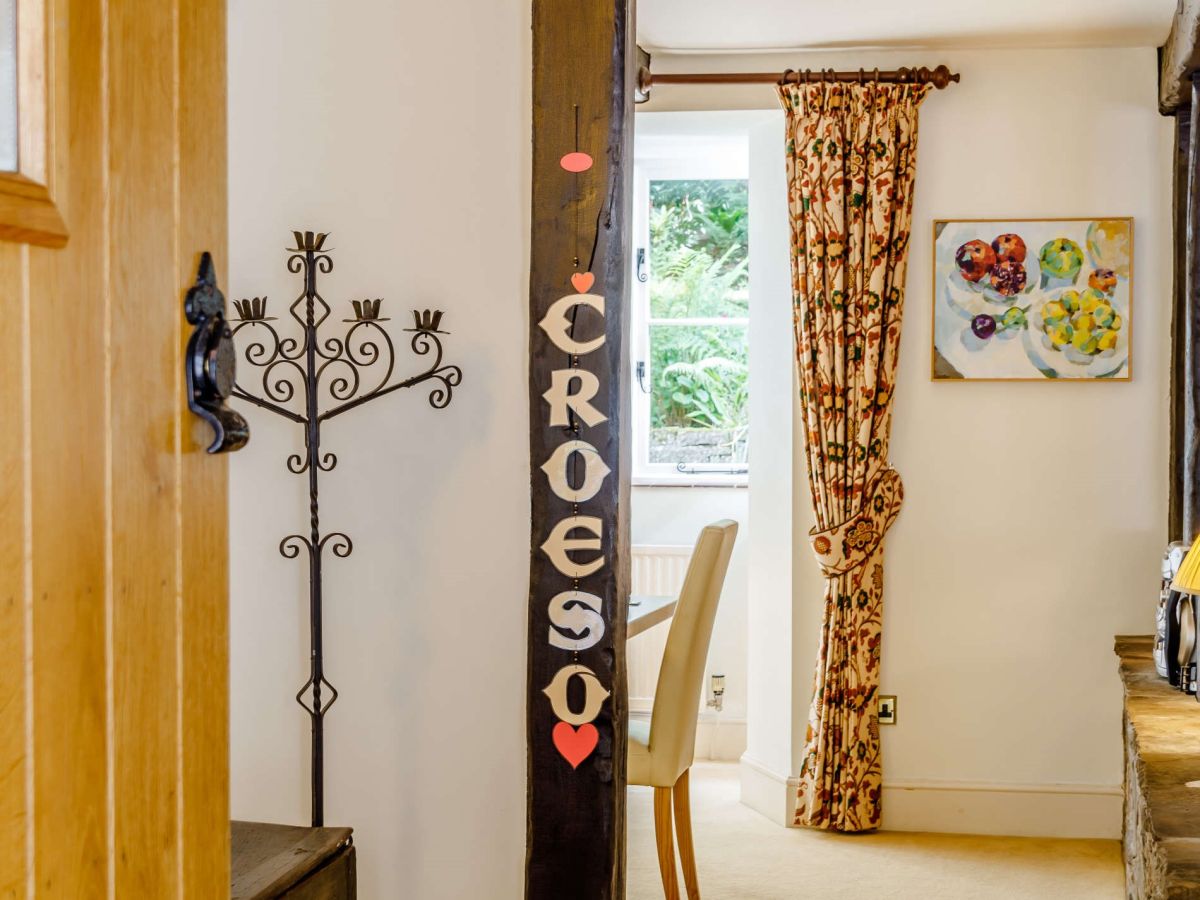 The Mews House - Llanfoist, listing photograph 8
