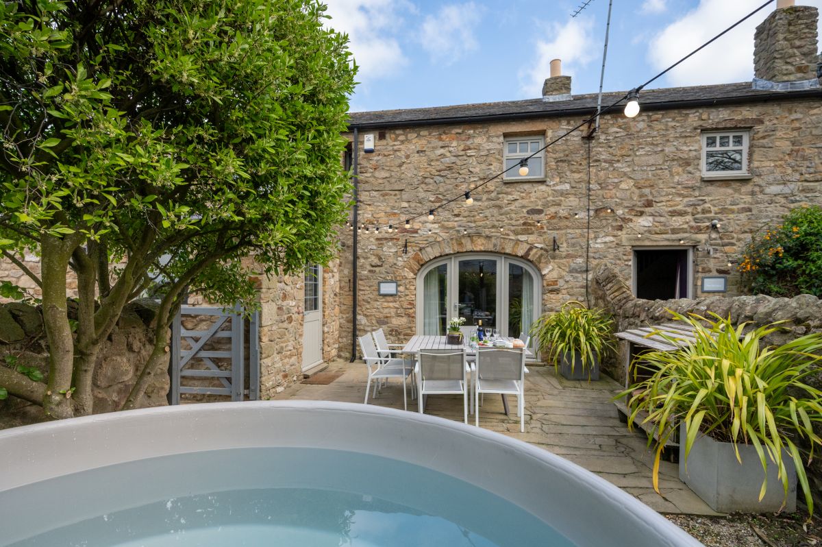 The French House, listing photograph 8