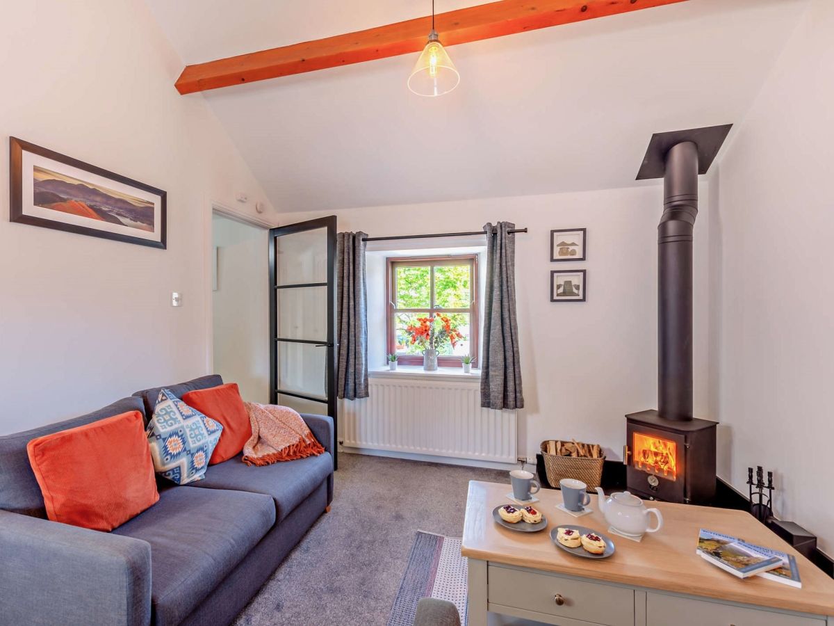 Stone Cottage, listing photograph 2