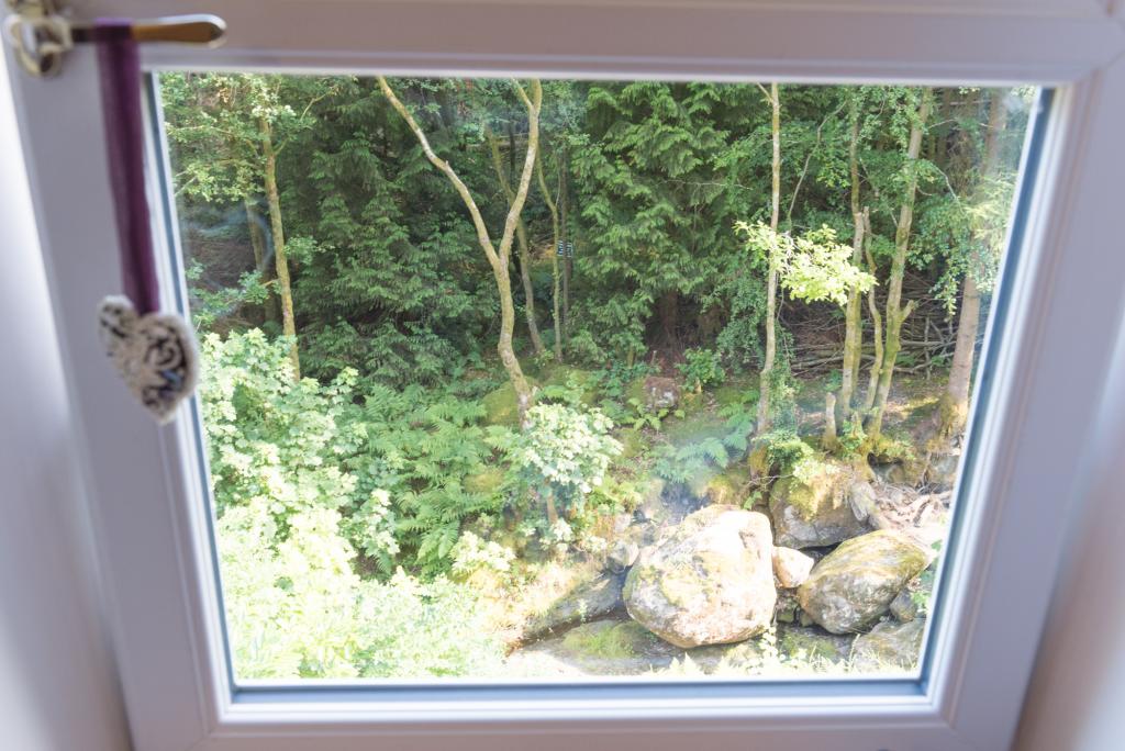 Riverside Cottage - Thornthwaite, listing photograph 8