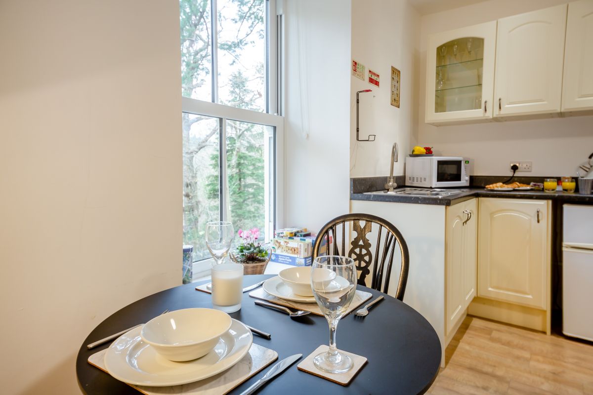 Fairy Glen Apt Two, listing photograph 11