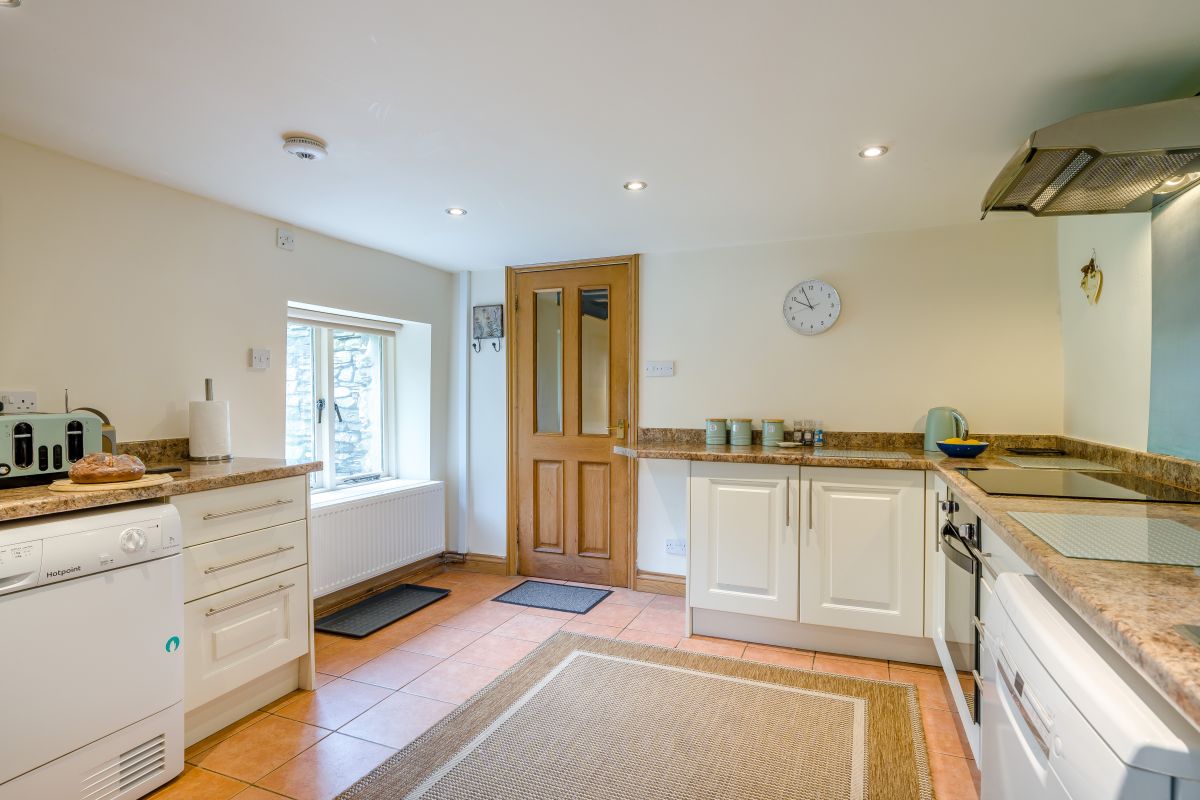 Croftfoot Barn, listing photograph 11