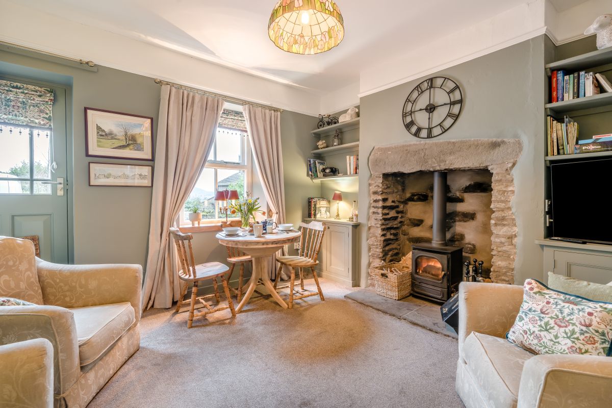 Middlegate Cottage
