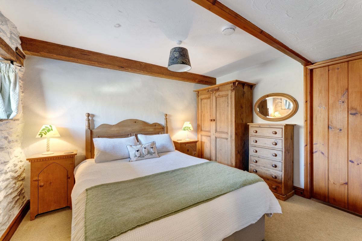 High Grove Cottage, listing photograph 8