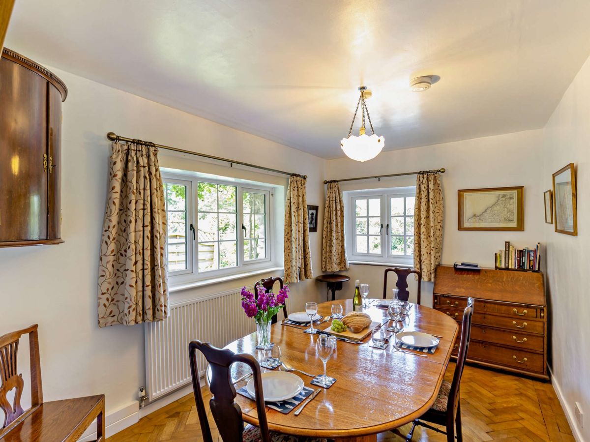 Holly Tree House - Ty'r Celyn, listing photograph 4