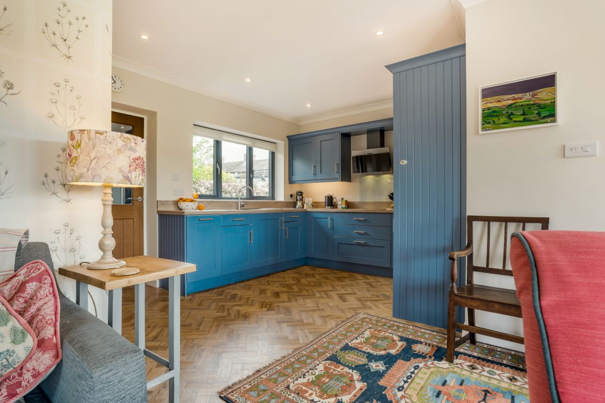 Heathlands, listing photograph 4