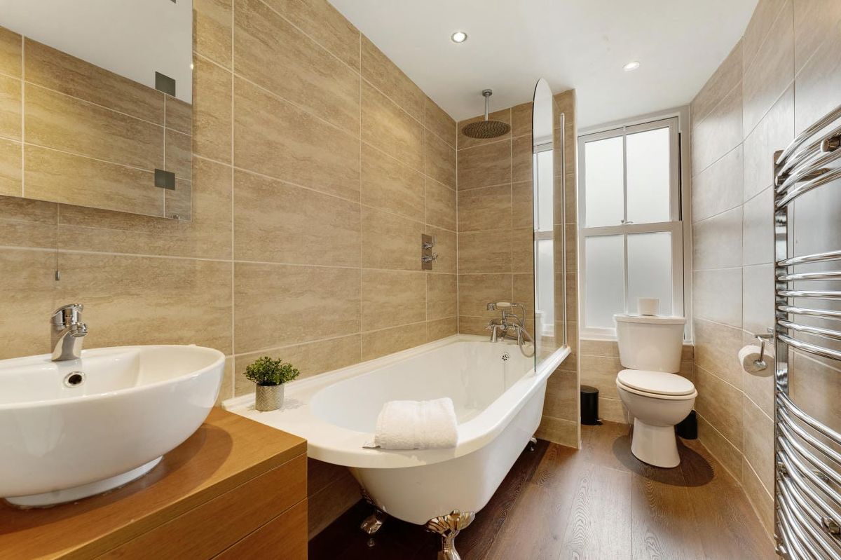 Windermere Loft, listing photograph 12