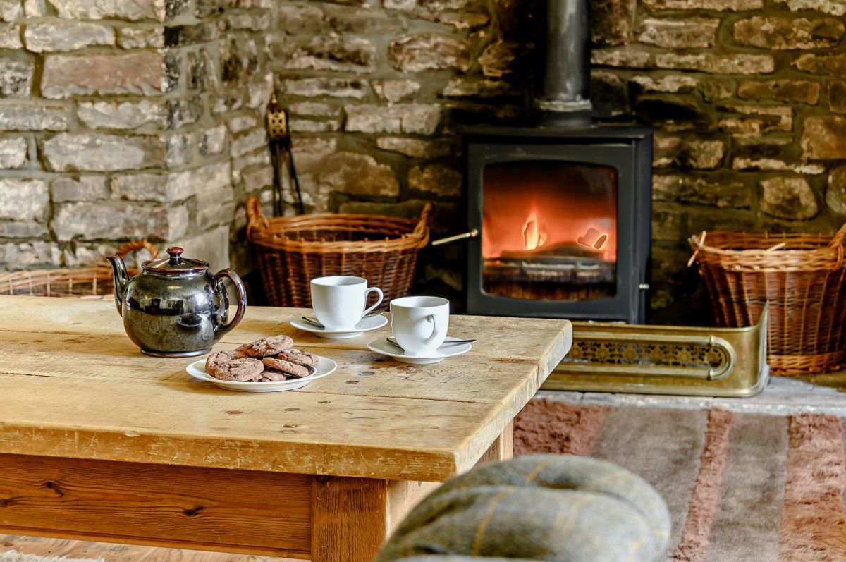 Gilestone Farmhouse, listing photograph 4