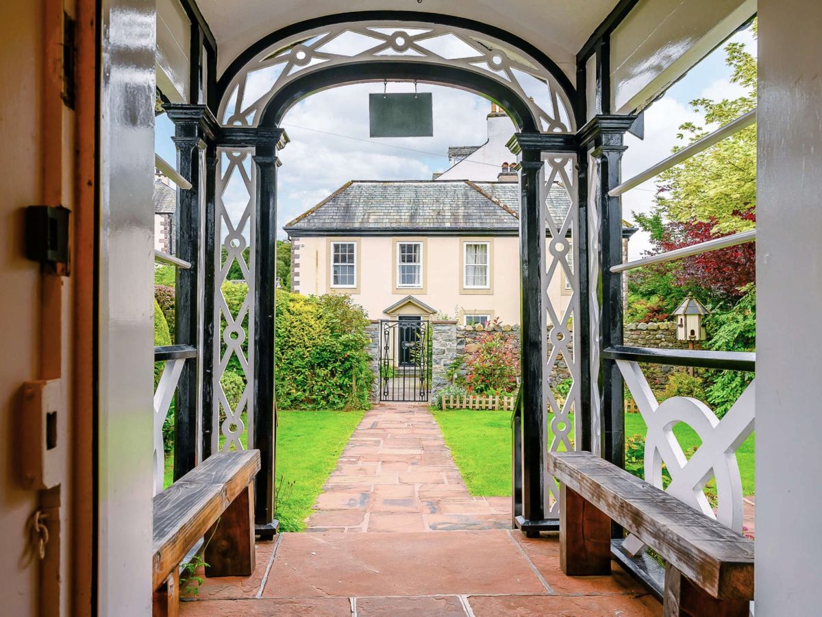 Oak Lodge - Keswick, listing photograph 2