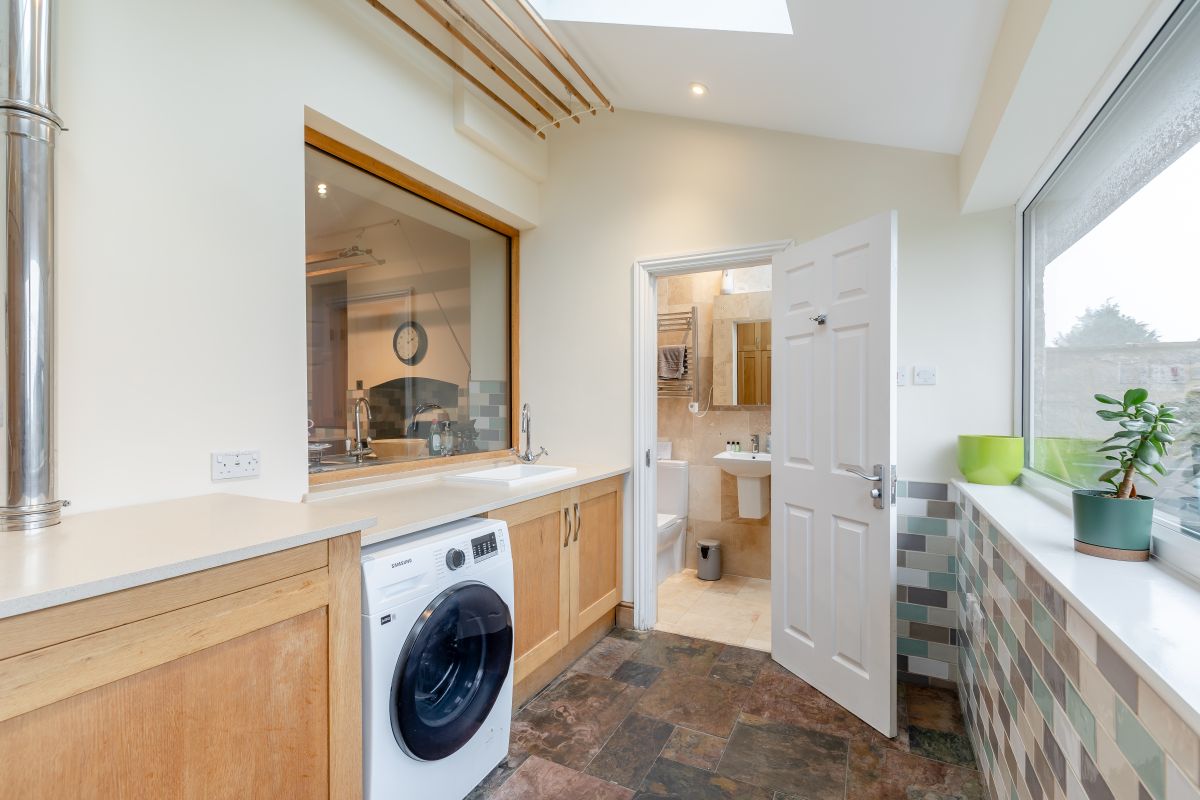 Limestone Cottage, listing photograph 7