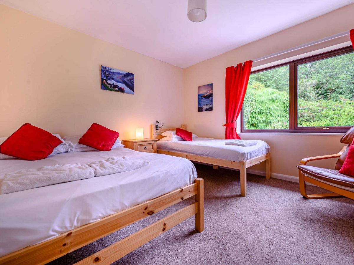 High Holme, listing photograph 11
