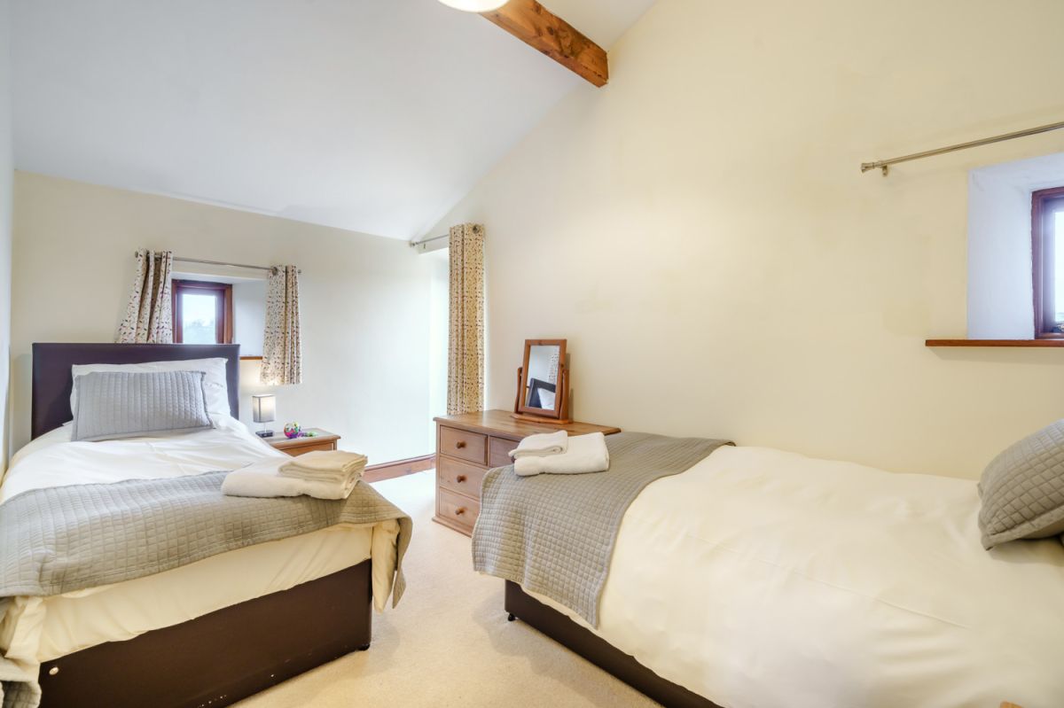 Holme Barn- Ingleton, listing photograph 12