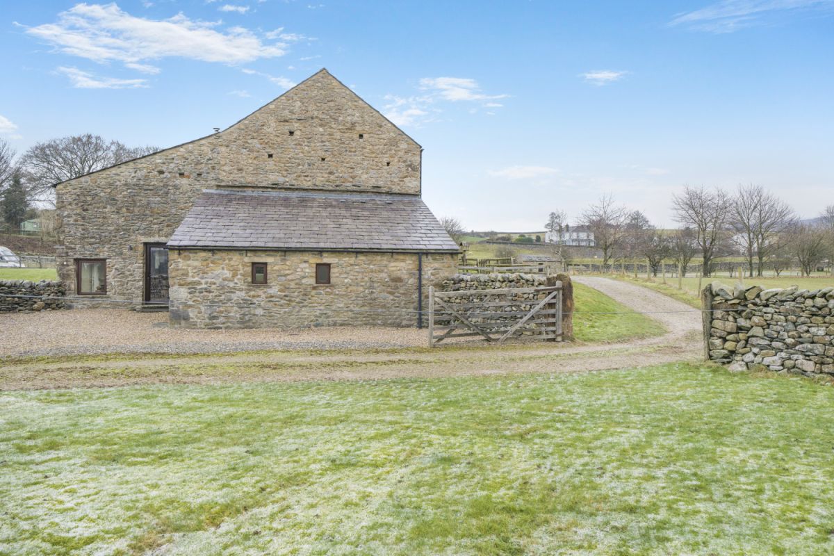 Holme Barn- Ingleton, listing photograph 2