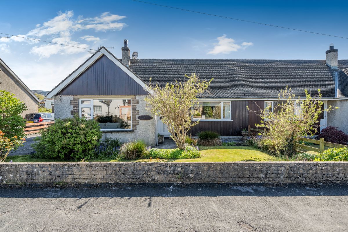Beckside, listing photograph 5