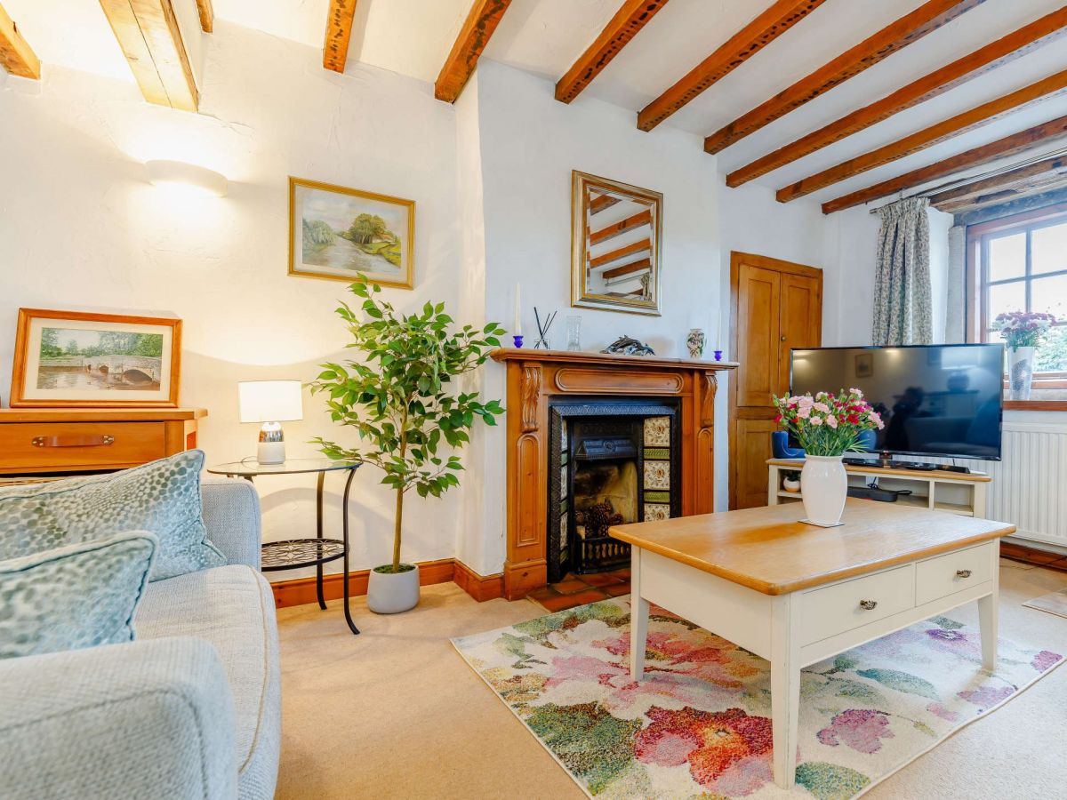 Jasmine Cottage - Ashford In The Water, listing photograph 3