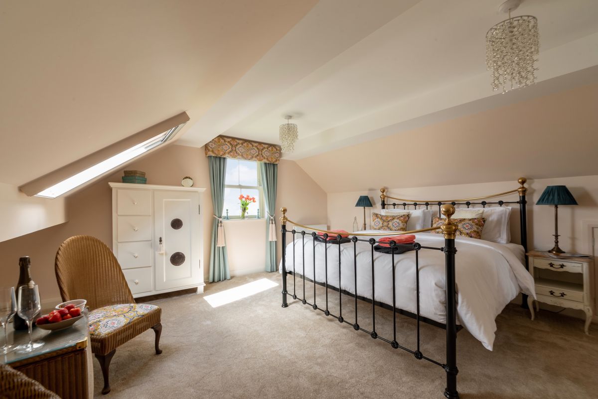 Gamekeepers Cottage, listing photograph 4