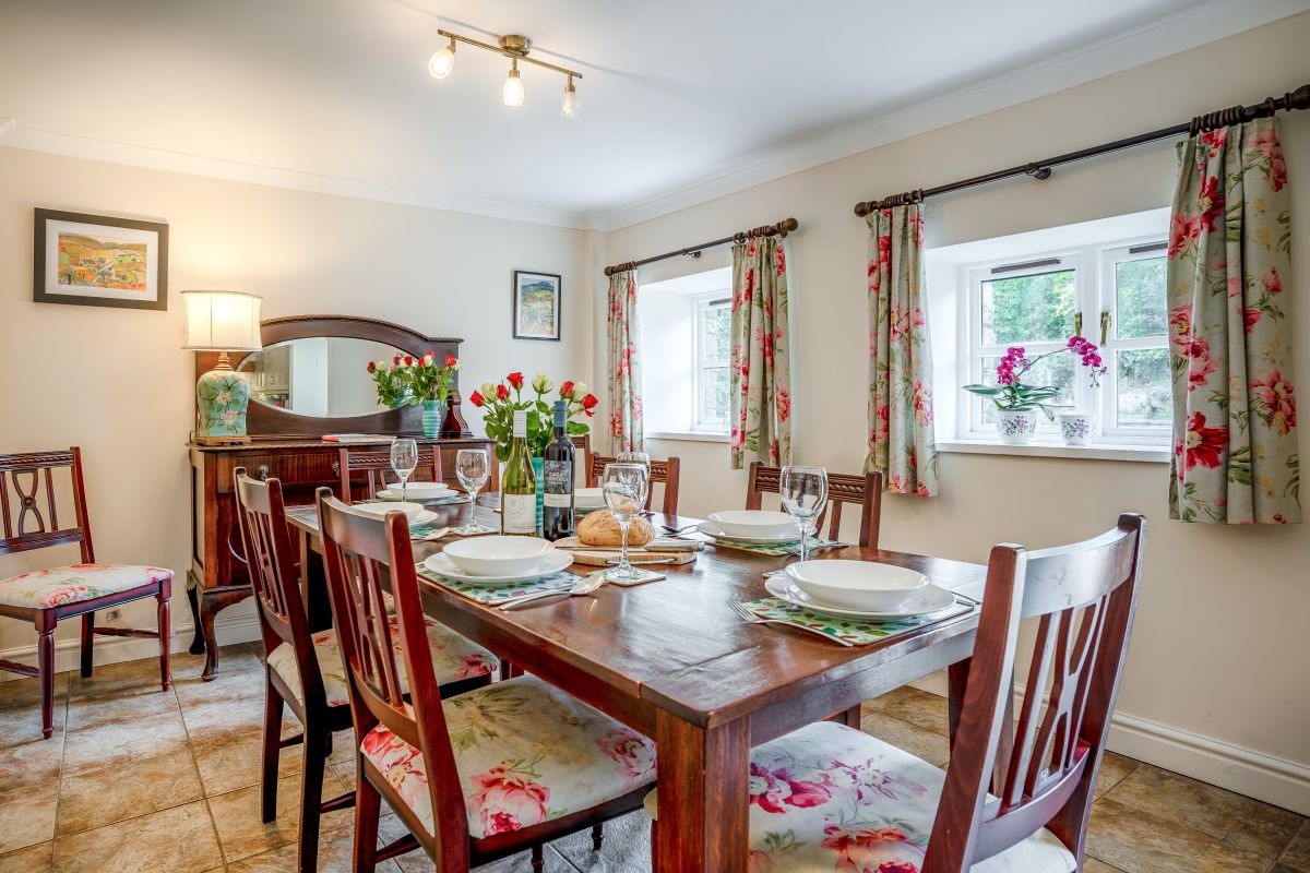 Glyn Cottage, listing photograph 4
