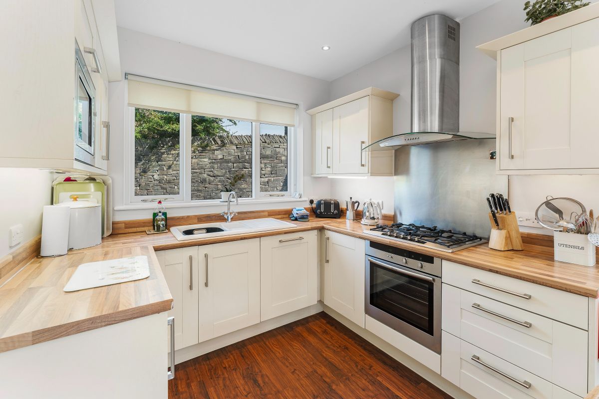 Holly Nook, listing photograph 8