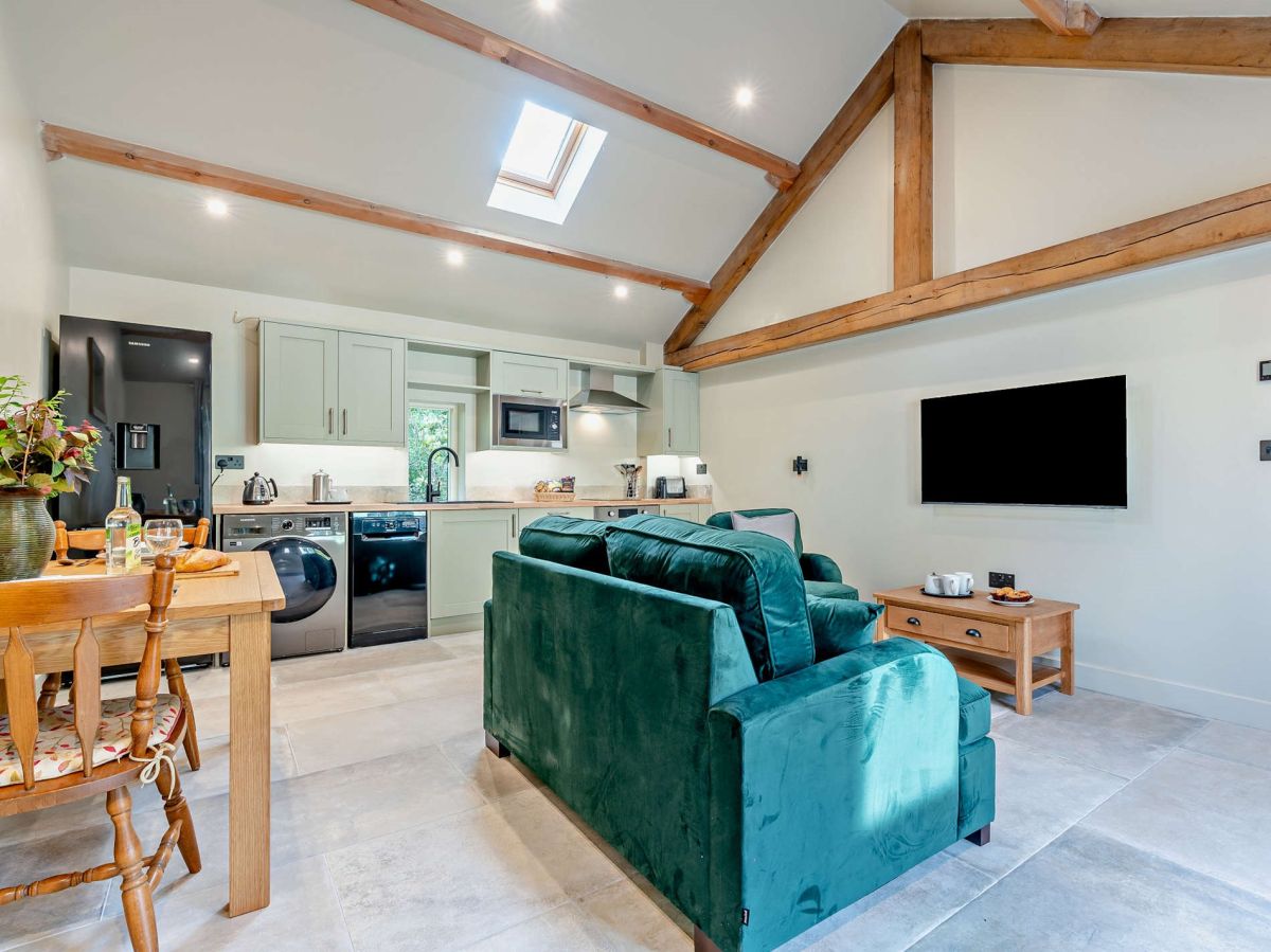 Marvel Cottage - Raven House, listing photograph 8