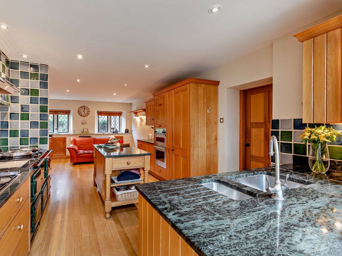 Greenacres, listing photograph 7