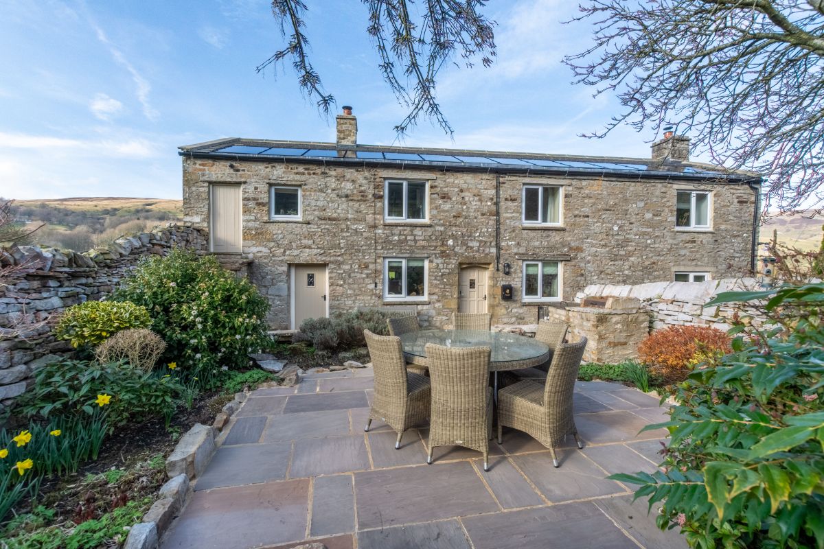 Theas Cottage