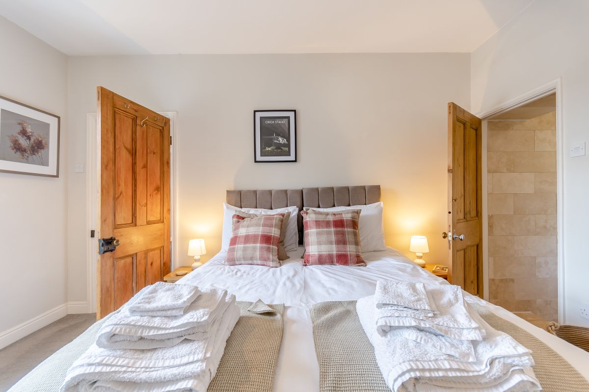 Ivy Dene, listing photograph 12