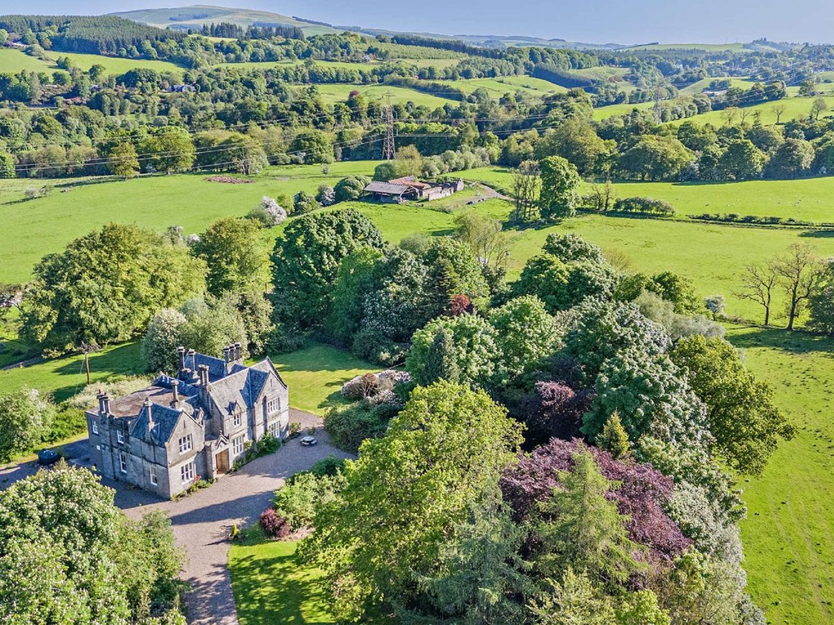 Devonshaw House, listing photograph 2