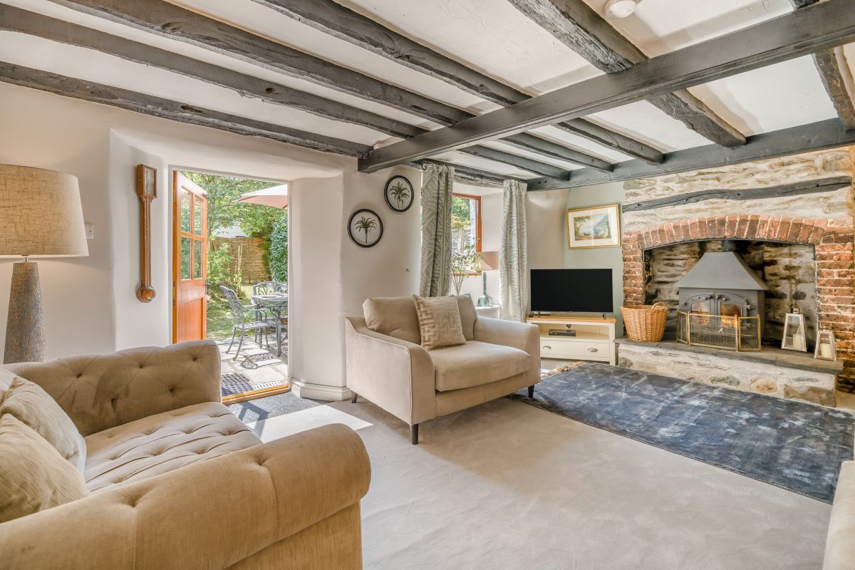 Oaks Farm Cottage, listing photograph 3
