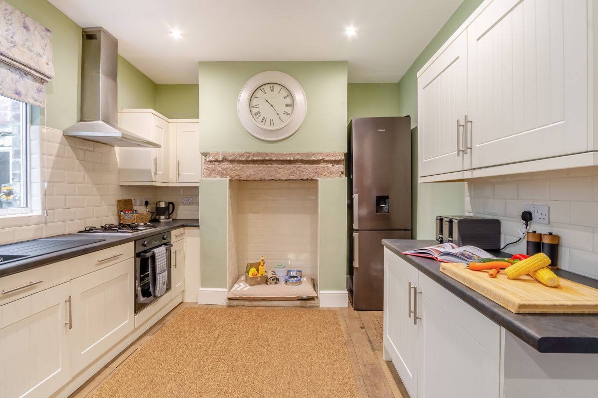The Coopers Cottage, listing photograph 4