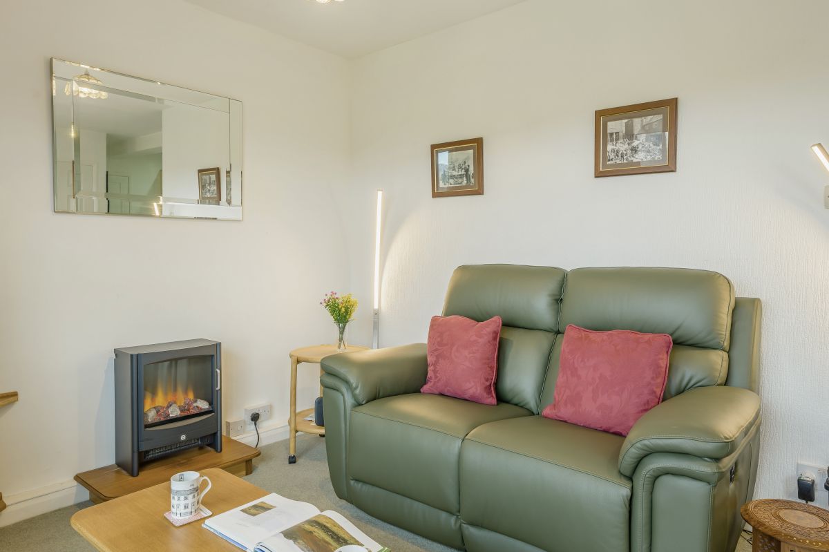 The Sett, listing photograph 7