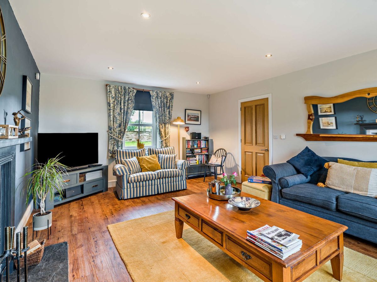 Castlegate House, listing photograph 5