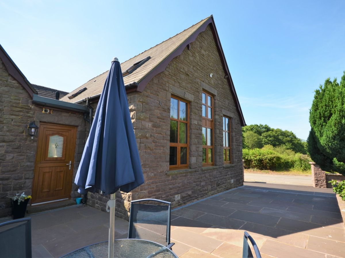 The Old School House Cottage, listing photograph 2