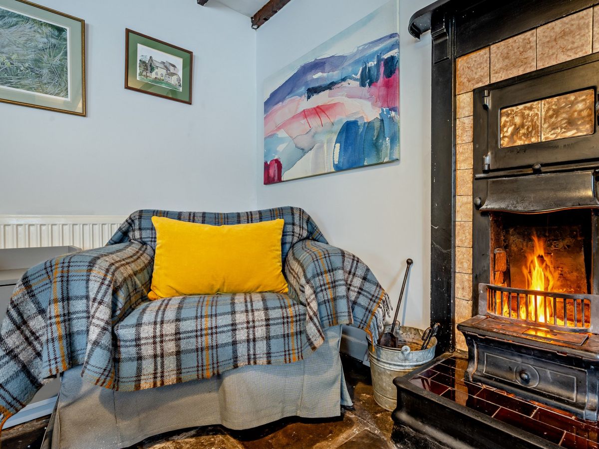 Boat Cottage - Llangynidr, listing photograph 5