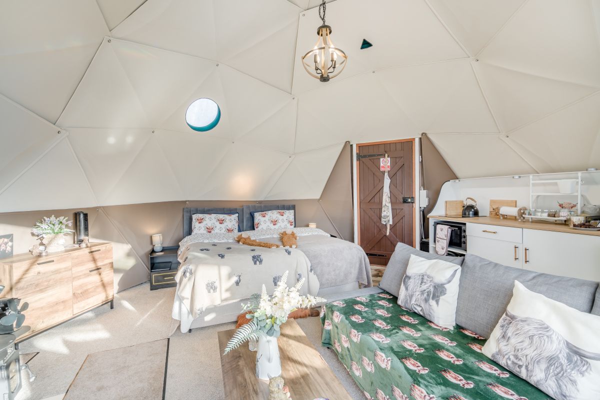 The Highland Dome, listing photograph 11