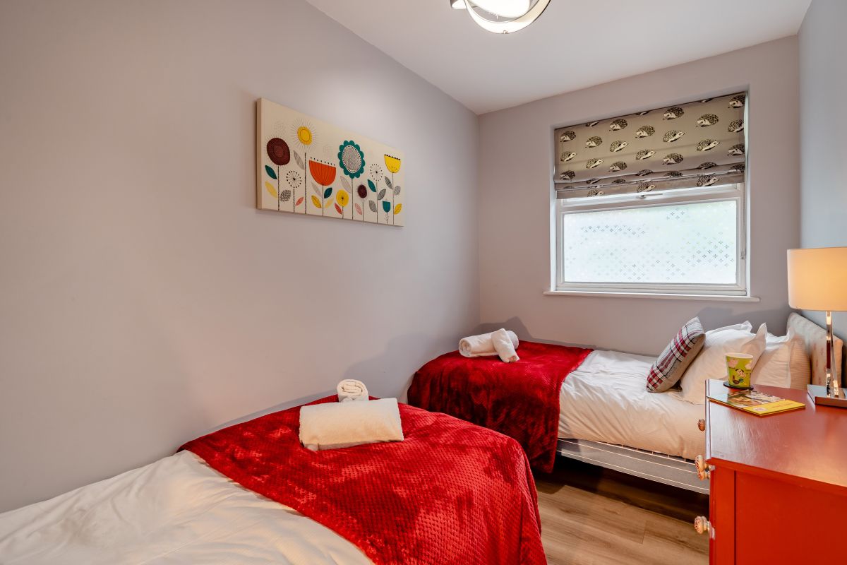 Toffee Cottage, listing photograph 9