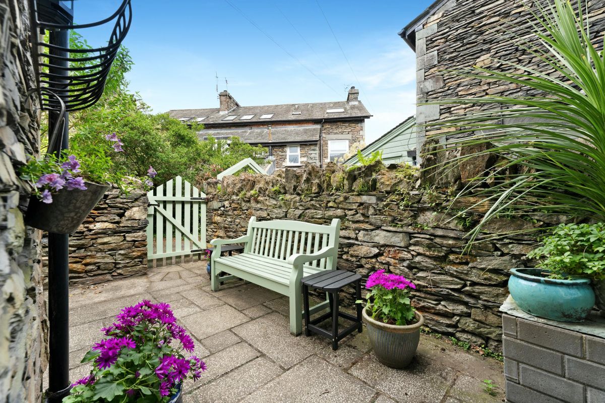 3 Swiss Villas, listing photograph 6