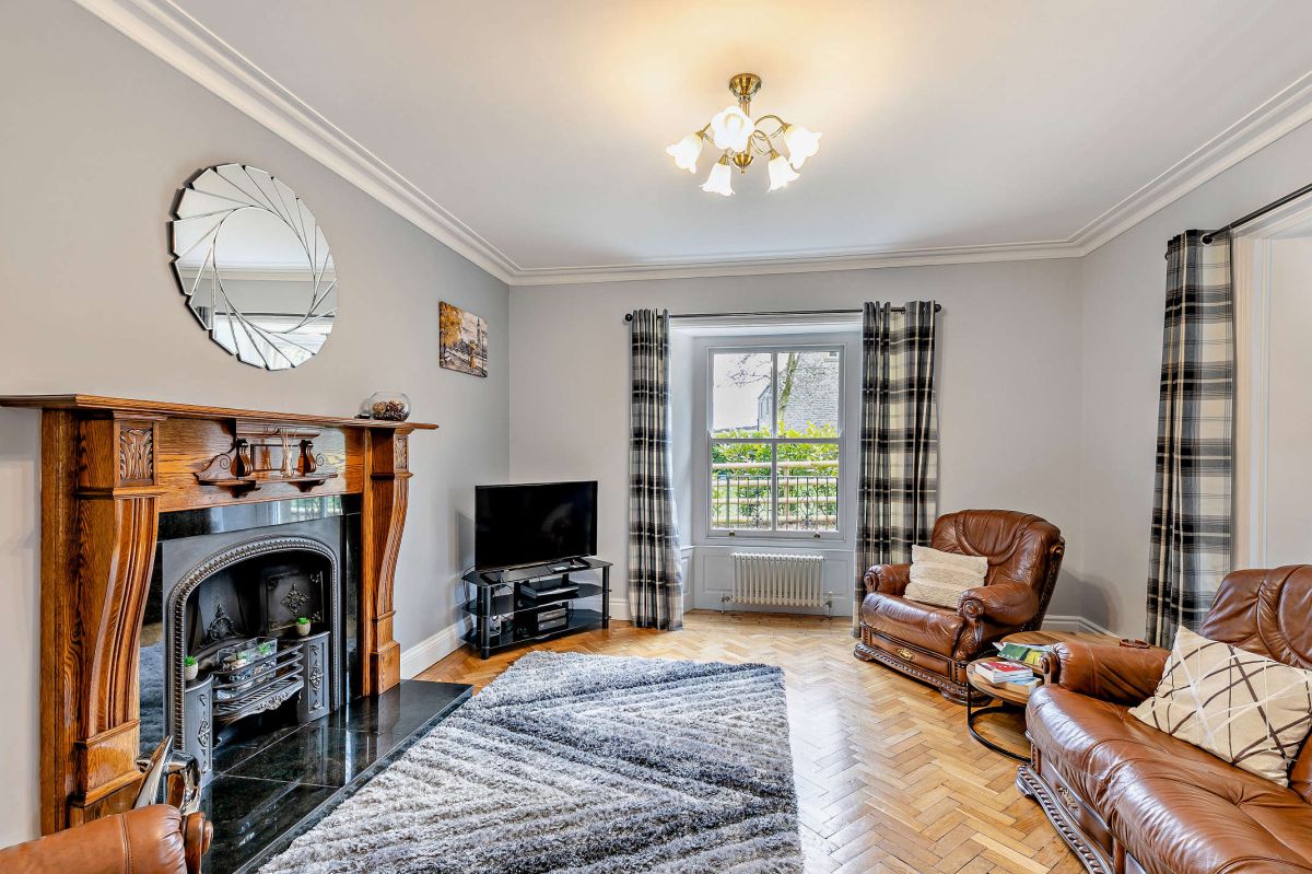 The Gables, listing photograph 11