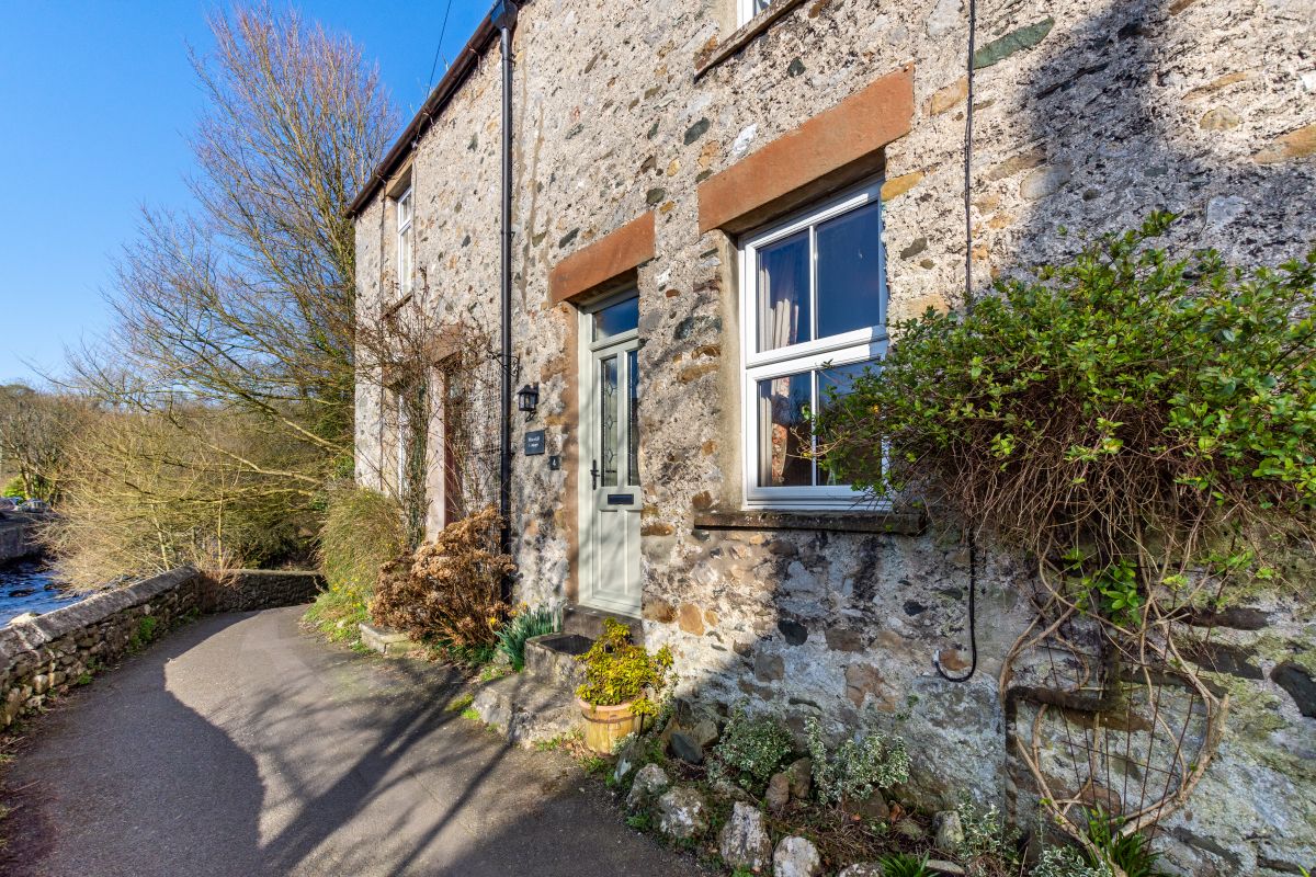 Waterfall Cottage, listing photograph 7