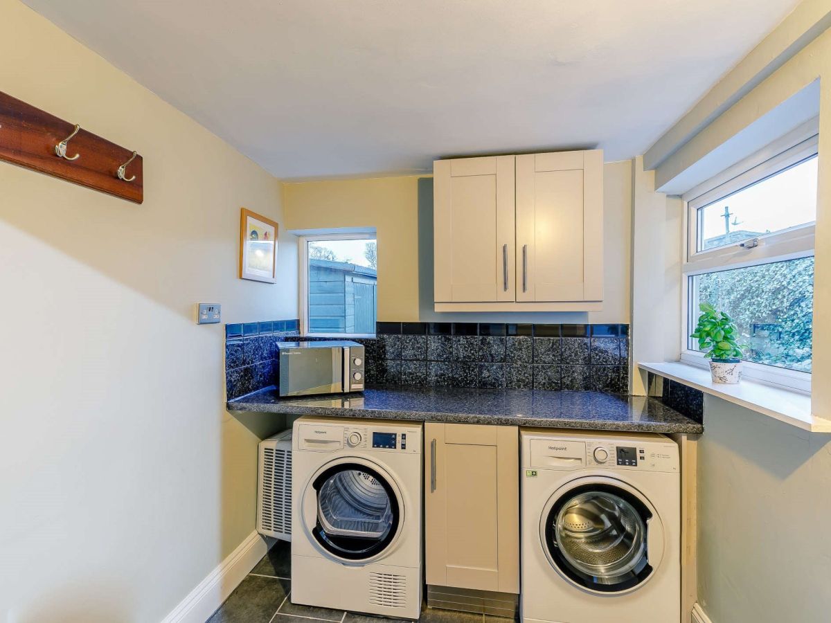 Ivy Cottage - Whitehough, listing photograph 10