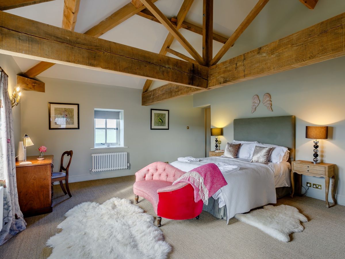 Hawksmoor Barn, listing photograph 8