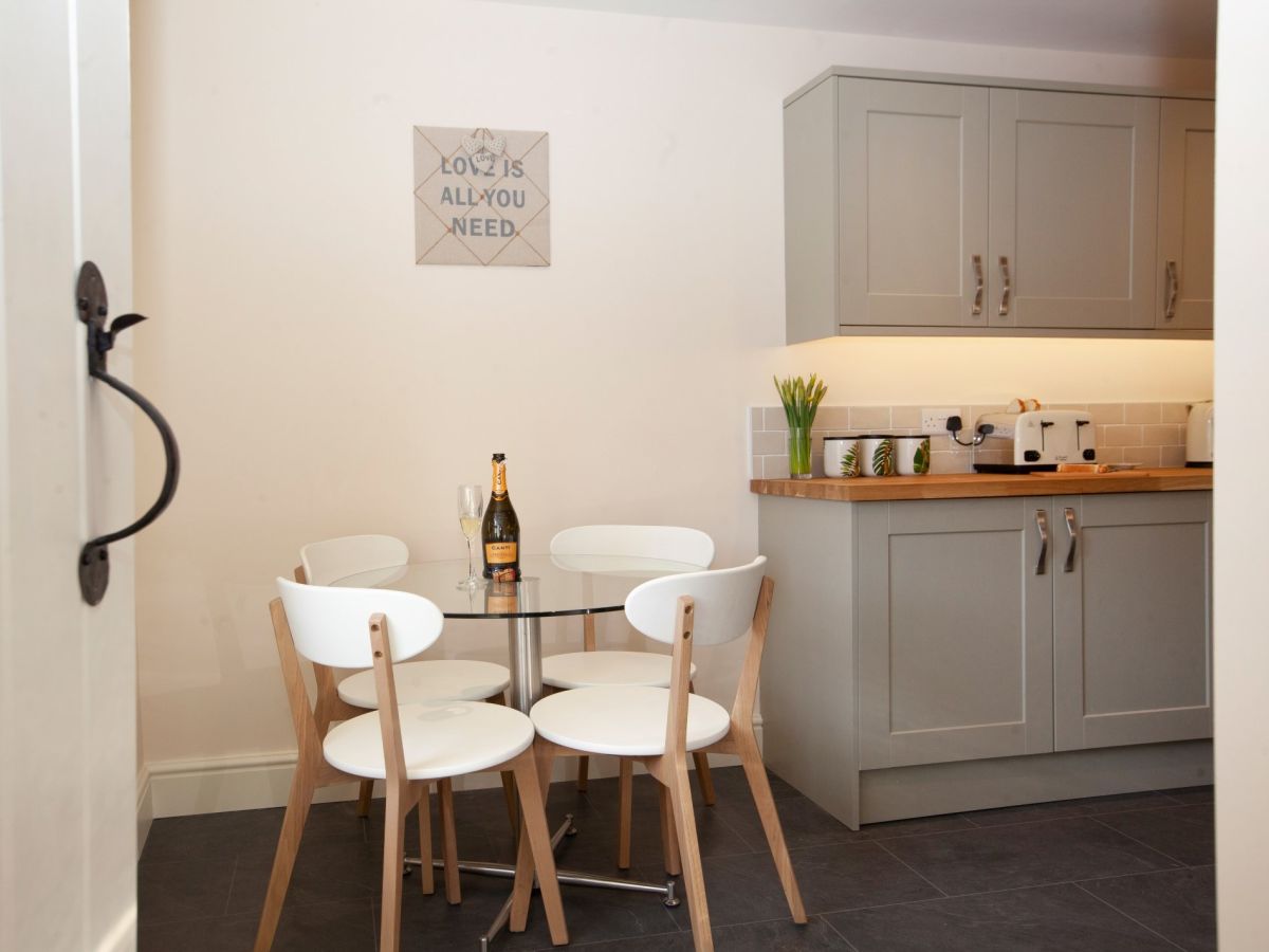 Foxy's Den - Reeth, listing photograph 7