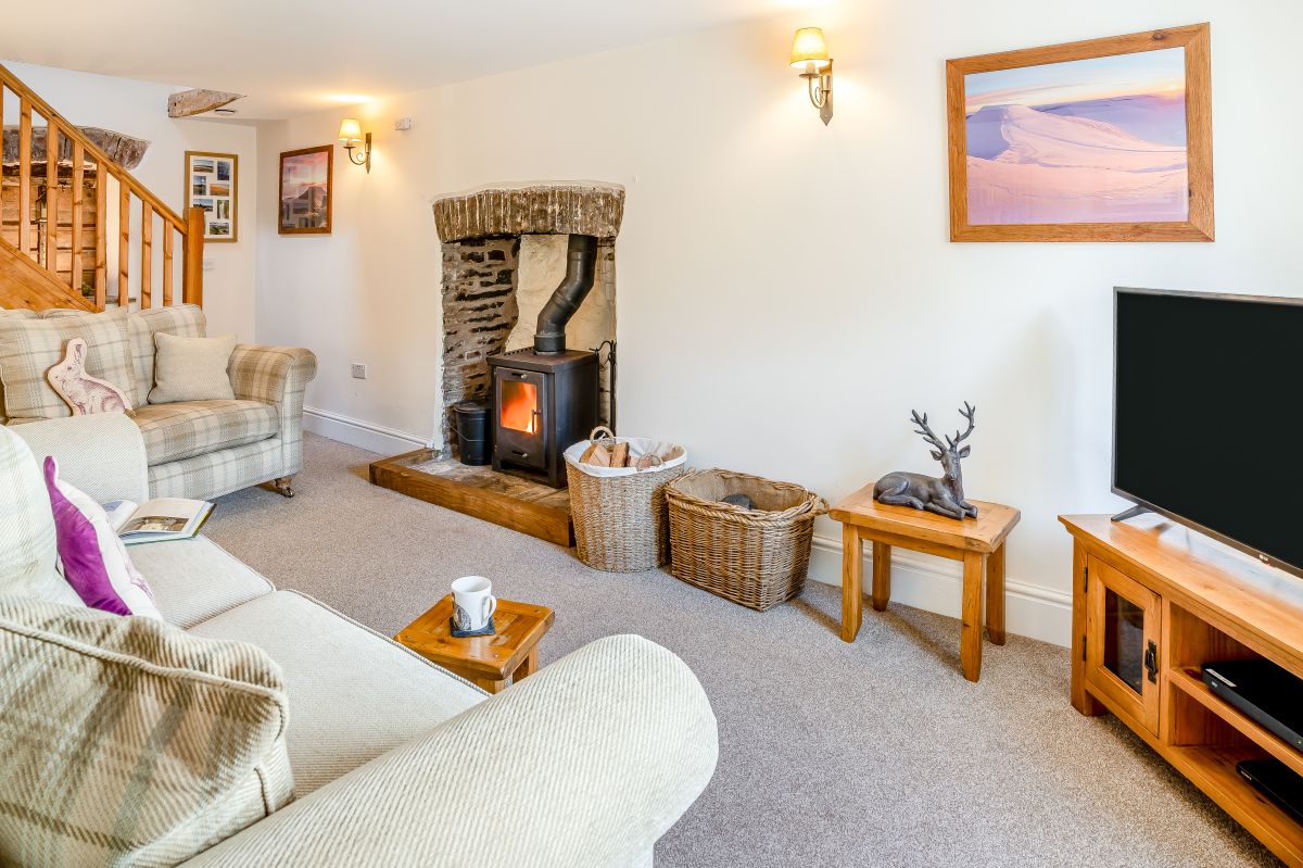 Cariad Cottage, listing photograph 4